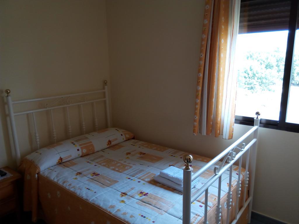 Hostal Miraflor De Las Cadenas Куакос-де-Юсте Экстерьер фото